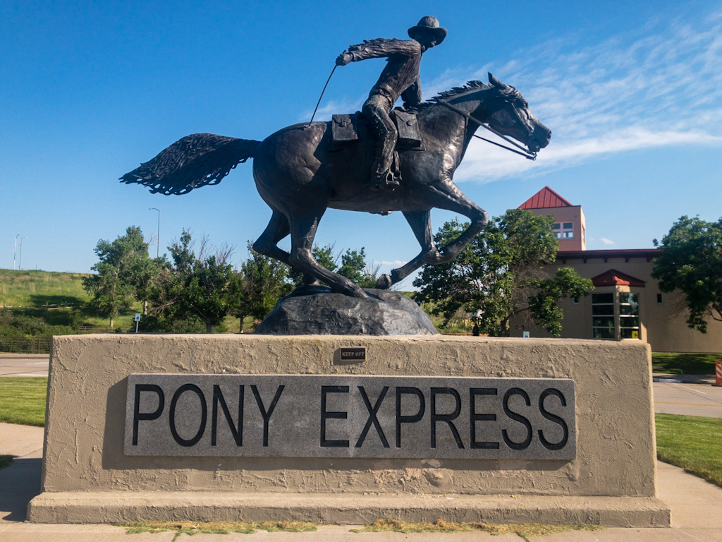 Pony Express statue